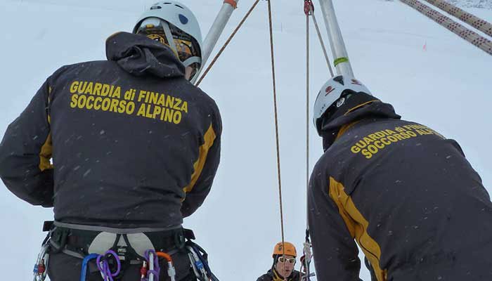 Guardia di Finanza: aperti i termini per il reclutamento di 30 allievi Soccorso Alpino