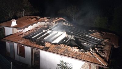 Aritzo. L'abitazione distrutta dal fuoco
