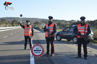 Un posto di blocco dei Carabinieri