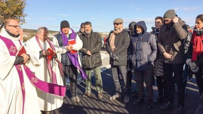 La consacrazione del nuovo cimitero di Macomer (© foto Cronache Nuoresi - Tutti i diritti riservati)