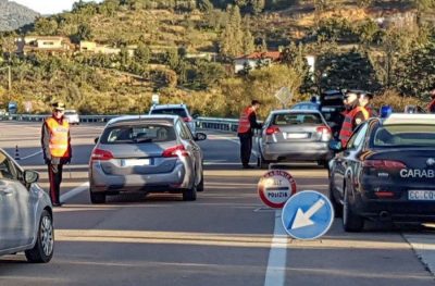 Un posto di blocco dei Carabinieri