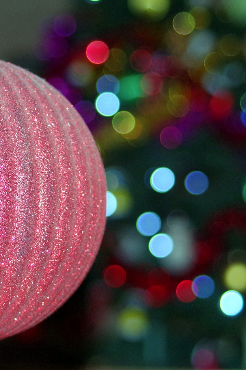 Presèpios e àrbores faghent màgicu su Nadale sardu