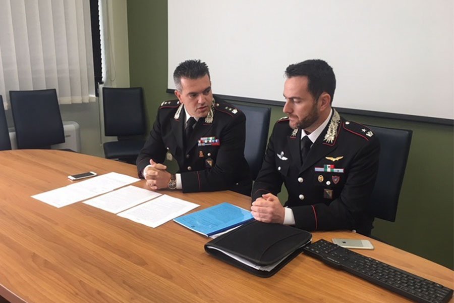 Banditi vestiti da Carabinieri tentarono di rapinare il Banco di Sardegna di Cagliari