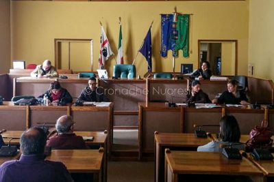 Nuoro, Riunione della Commissione Servizi Sociali per la questione Asilo Primi Passi (foto C.Nuoresi)