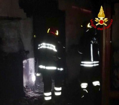 Scano Montiferro, i VVFF spengono le fiamme