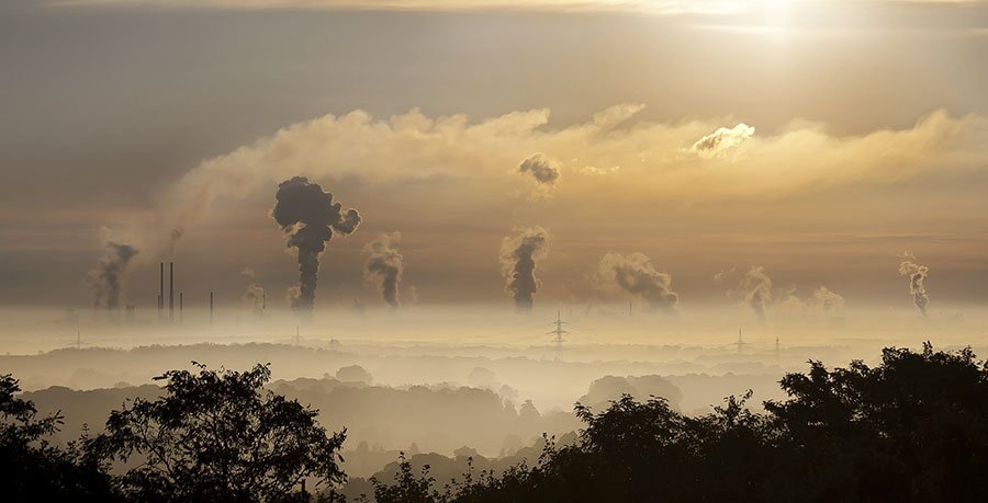 Legambiente, 7 milioni persone “respirano” smog e gas nocivi