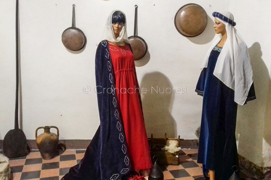 Un angolo di medioevo nel centro storico di Macomer: armi, cucina, prigione e processi…