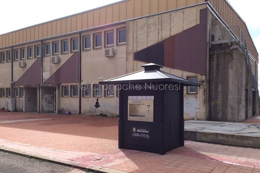 Macomer. A pochi giorni dall’inaugurazione, sabotata la “Casa dell’acqua”