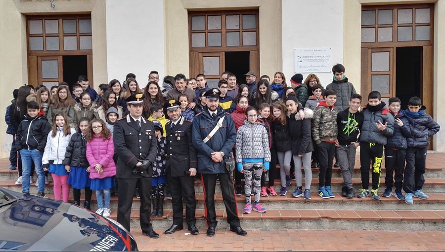 “Cultura della legalità” a scuola. I carabinieri incontrano gli studenti