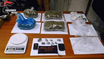 La droga sequestrata dai Carabinieri