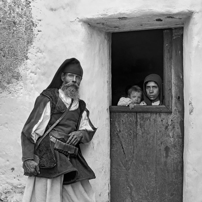 Nuoro. La Sardegna del primo ‘900 nelle fotografie Thomas Ashby in mostra all’ISRE