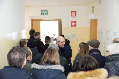 Nuoro, fila al seggio per le Politiche 2018 (foto S.Novellu)