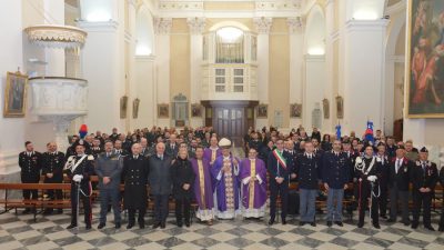 Le Forze Armate e di Polizia in Cattedrale per il Precetto Pasquale