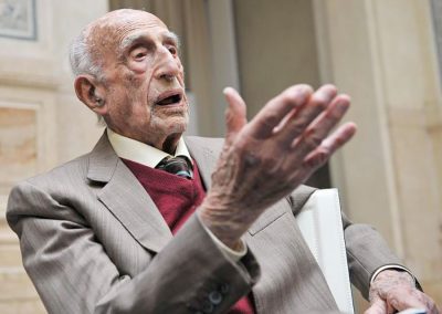 Un ritratto di Gillo Dorfles