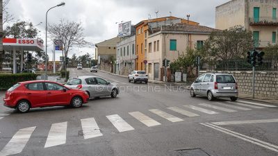 Traffico a rischio in via Trieste per il semaforo inattivo (foto S.Novellu)