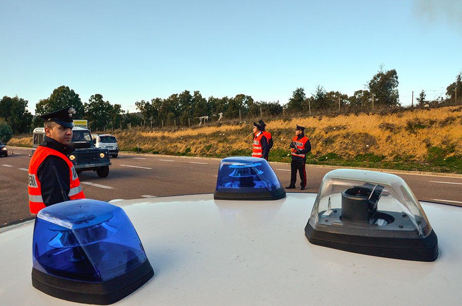 Nuoro. 65enne in manette per lesioni personali