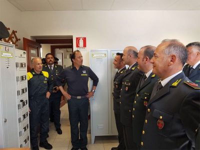 Guardia di Finanza, visita del comandante Valente a Bosa Marina