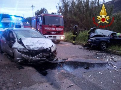 Le due auto dopo l'incidente