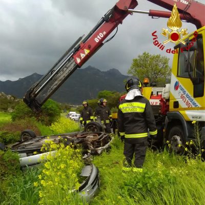I Vigili del Fuoco sul luogo dell'incidente