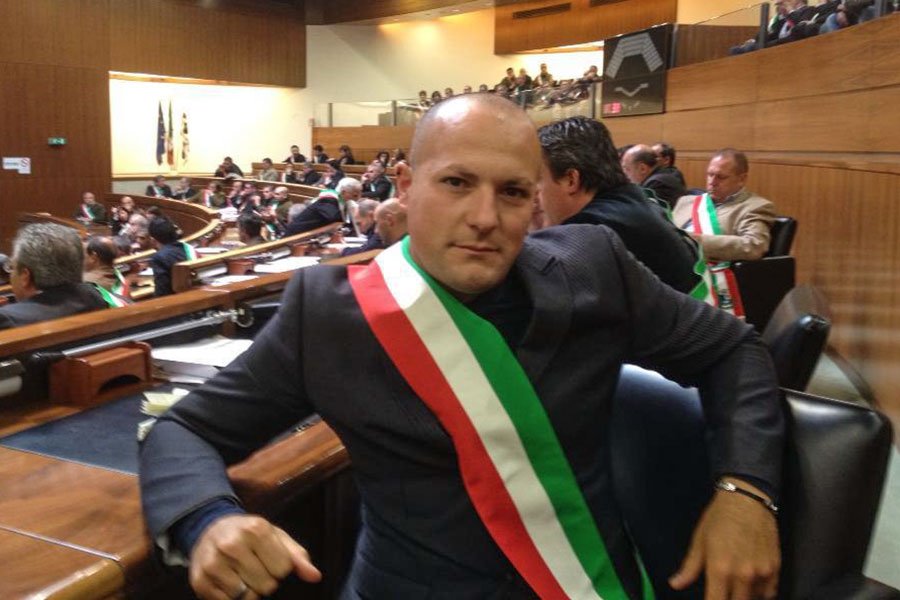 Modolo. La sfida di Omar Hassan: il terzo mandato da sindaco