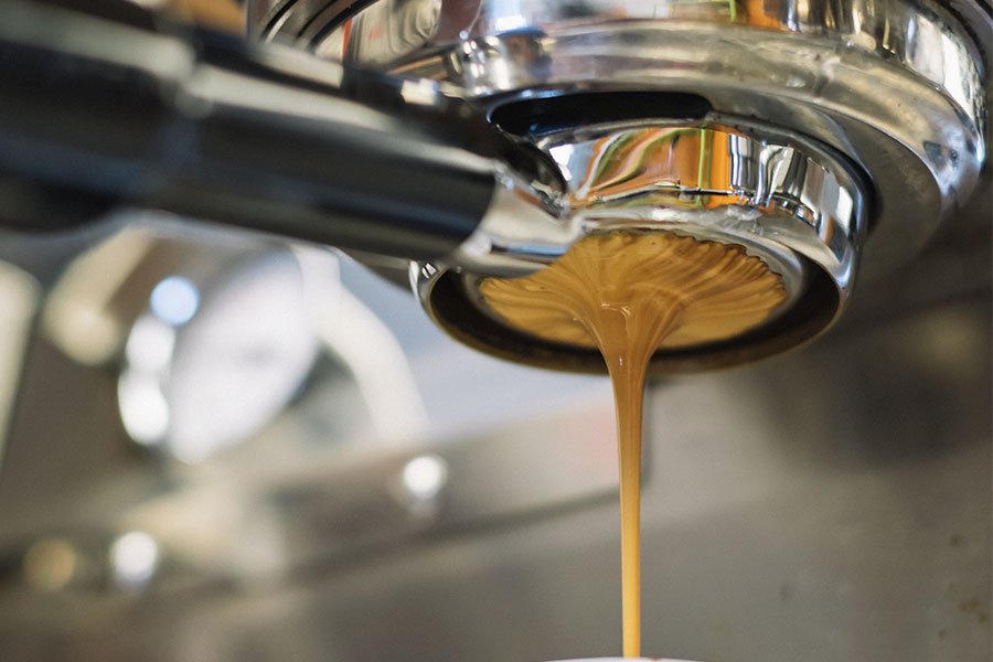 FIPE Confcommercio Sardegna: “Vietato consumare al banco nei bar, interpretazione giuridica illegale”