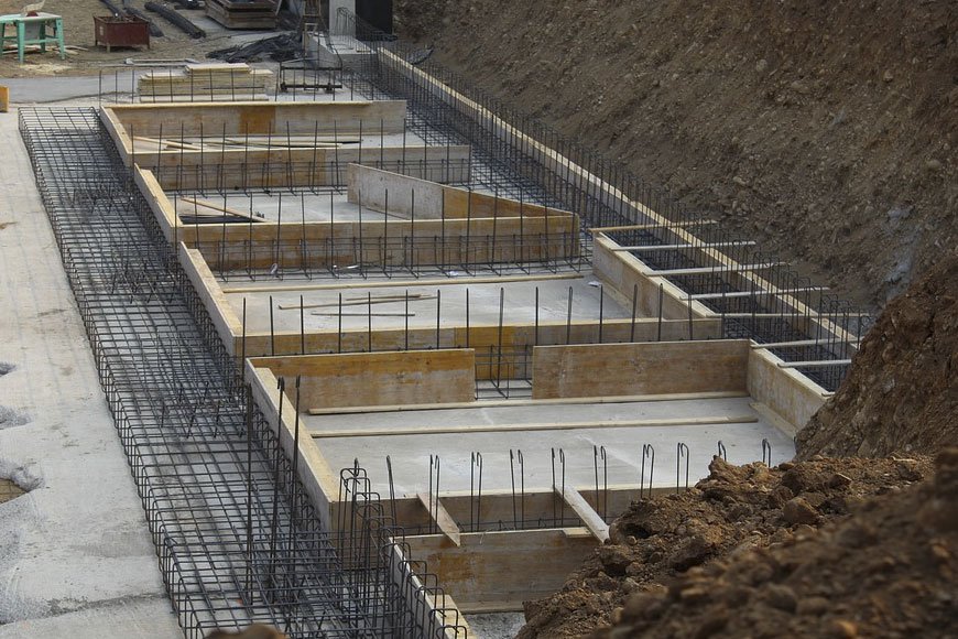 Operai in nero nei cantieri edili: sospesa l’attività e sanzioni per quasi 24 mila euro