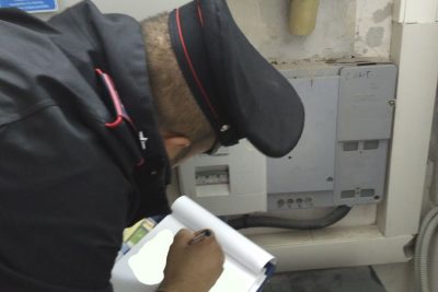 Il controllo dei Carabinieri sui contattori elettrici