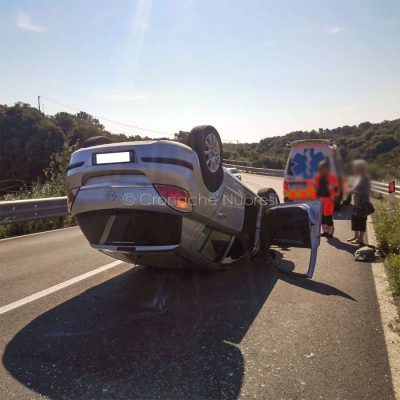 L'auto della donna dopo l'incidente