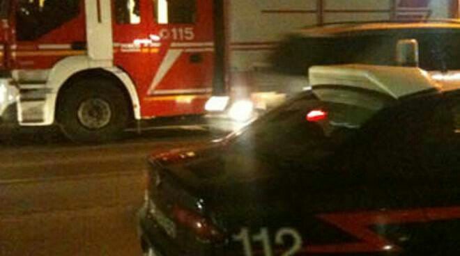 Nuoro. Auto in fiamme nella notte