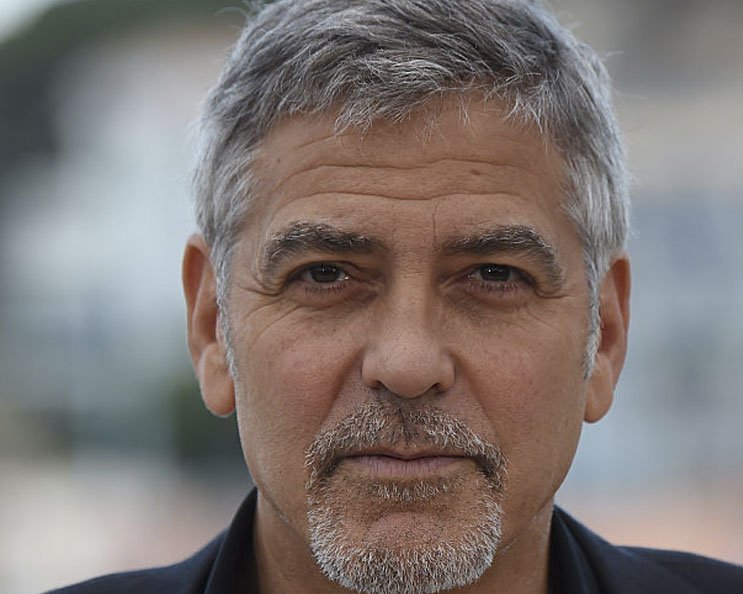 Travolto in scooter sulla statale 125: l’attore George Clooney finisce in ospedale