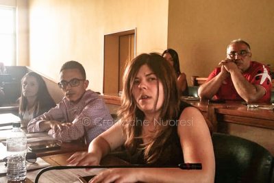 Una parte del gruppo Sardista in Consiglio comunale (foto Cronache Nuoresi)
