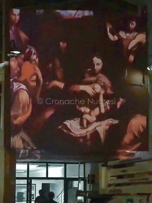 Sarule, proiezione dell'Adorazione dei pastori di Raffaello (C.Angius)
