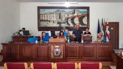 Il Consiglio comuna dei Bosa (foto P.G.Vacca)