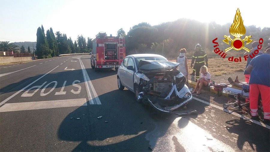 Scontro tra due auto sulla Statale 129: tre feriti in ospedale