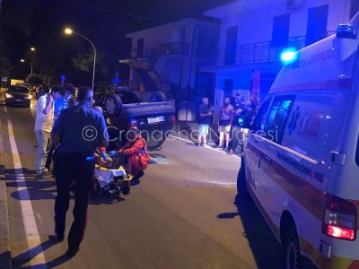 I soccorsi ai giovani coinvolti nell'incidente