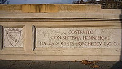 Roma, ponte del Risorgimento, 1911 (lapide che riporta l'autore, Porcheddu)
