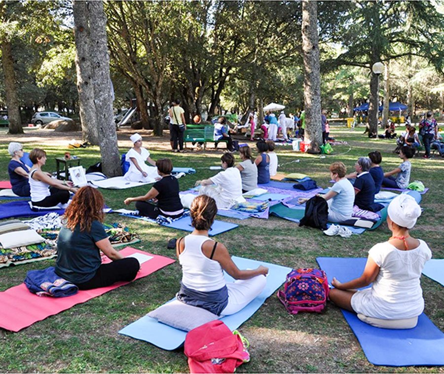 Un Monte di Yoga: domenica prossima si rinnova l’appuntamento all’Ortobene
