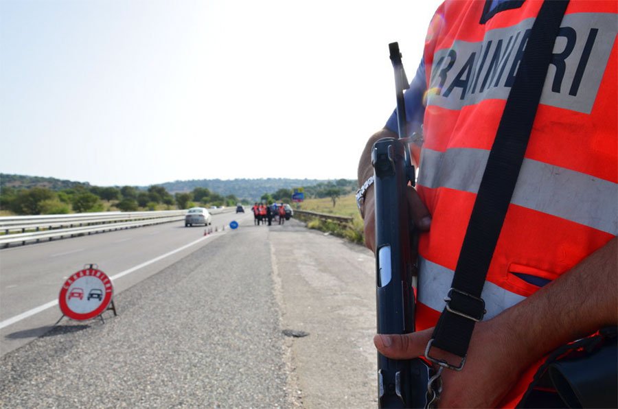 Nuoro. Controlli di ferragosto: 20enne denunciato per guida in stato di ebbrezza