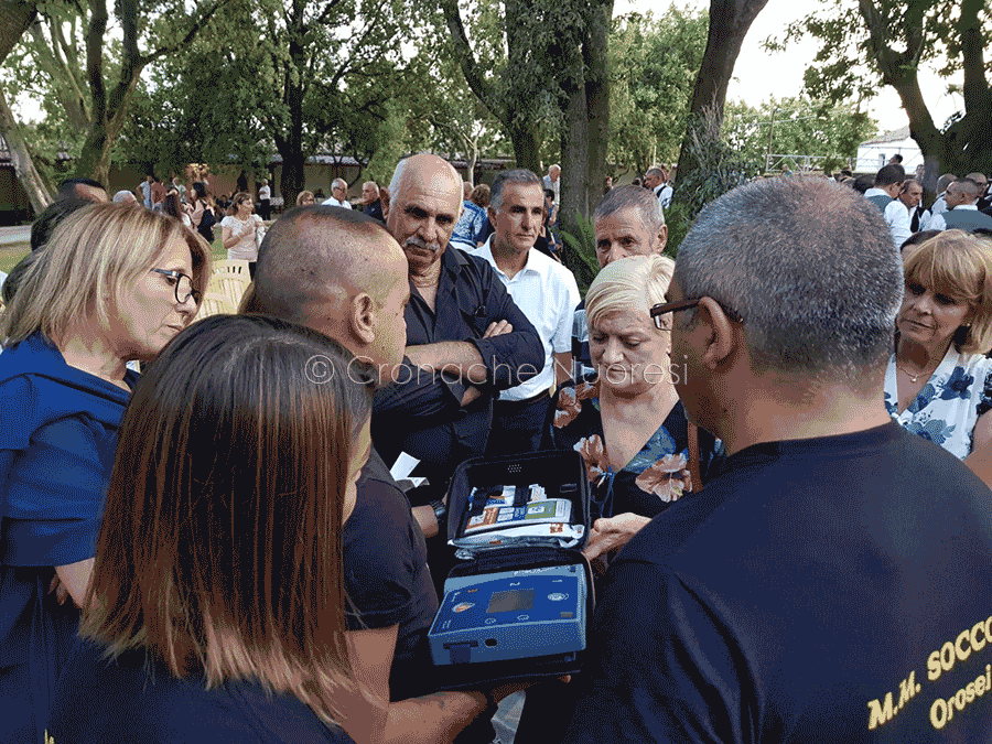 Orosei. MMSoccorso dona un defibrillatore al Comitato Nostra Signora del Rimedio