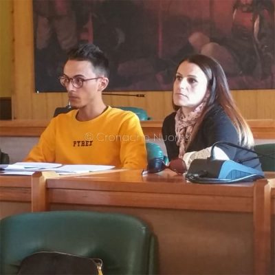 I sardisti (foto Cronache Nuoresi)