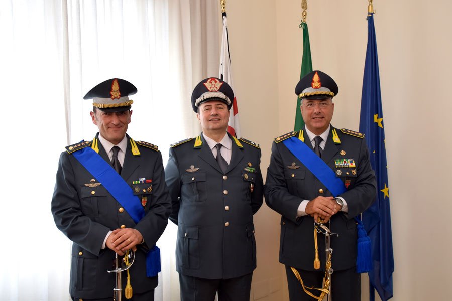 Sassari: cambio ai vertici della Guardia di Finanza: Giuseppe Cavallaro è il nuovo Colonnello