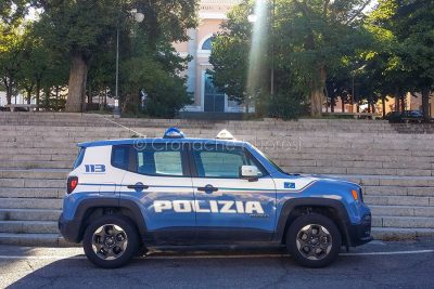 Nuoro. Un'auto della Polizia (© foto S.Novellu)