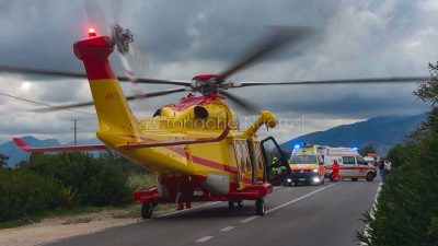 Orosei. L'intervento dell'elisoccorso sul luogo dell'incidente