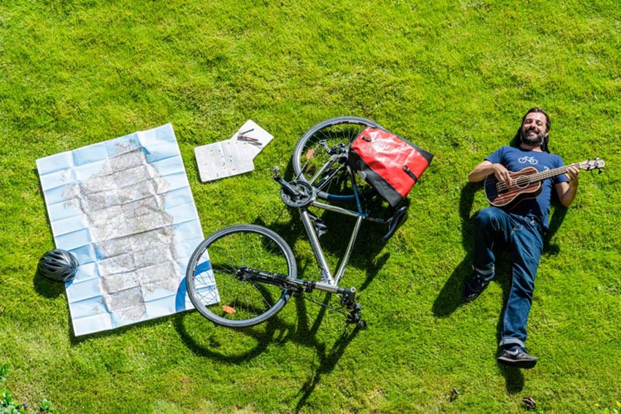 Partirà da Lollove il progetto artistico “377” del musicista sardo Sebastiano Dessanay