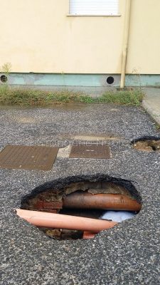 Una delle voragini via Magellano (foto S.Novellu)