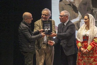Il documentarista Ignazio Figus ritira il premio