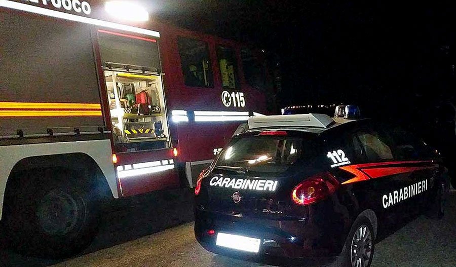 Dorgali. Furgone in fiamme nella notte: indagini in corso