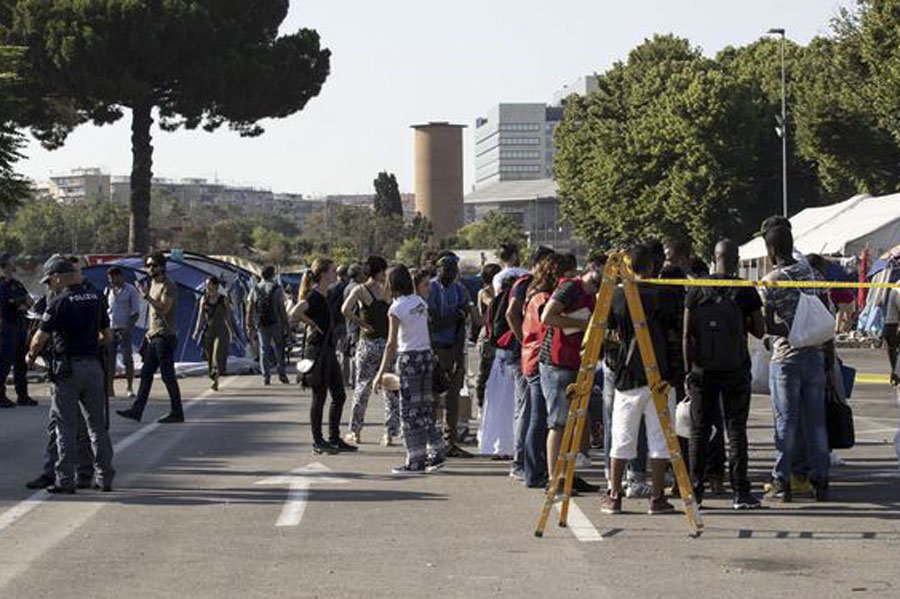 Roma. Sgombero del presidio  Baobab Experience: è in corso l’identificazione di circa 200 migranti