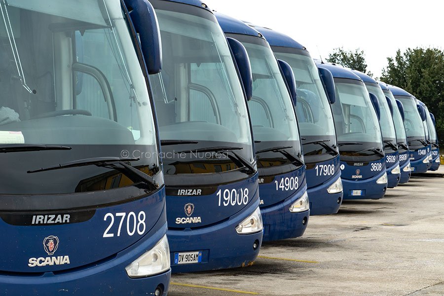 Norme anti Covid a scuola: disagi per i pendolari nel Nuorese