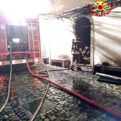 I Vigili del Fuoco sul luogo dell'incendio